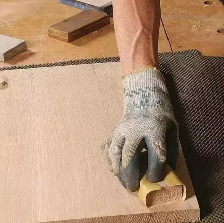 polishing wood.png