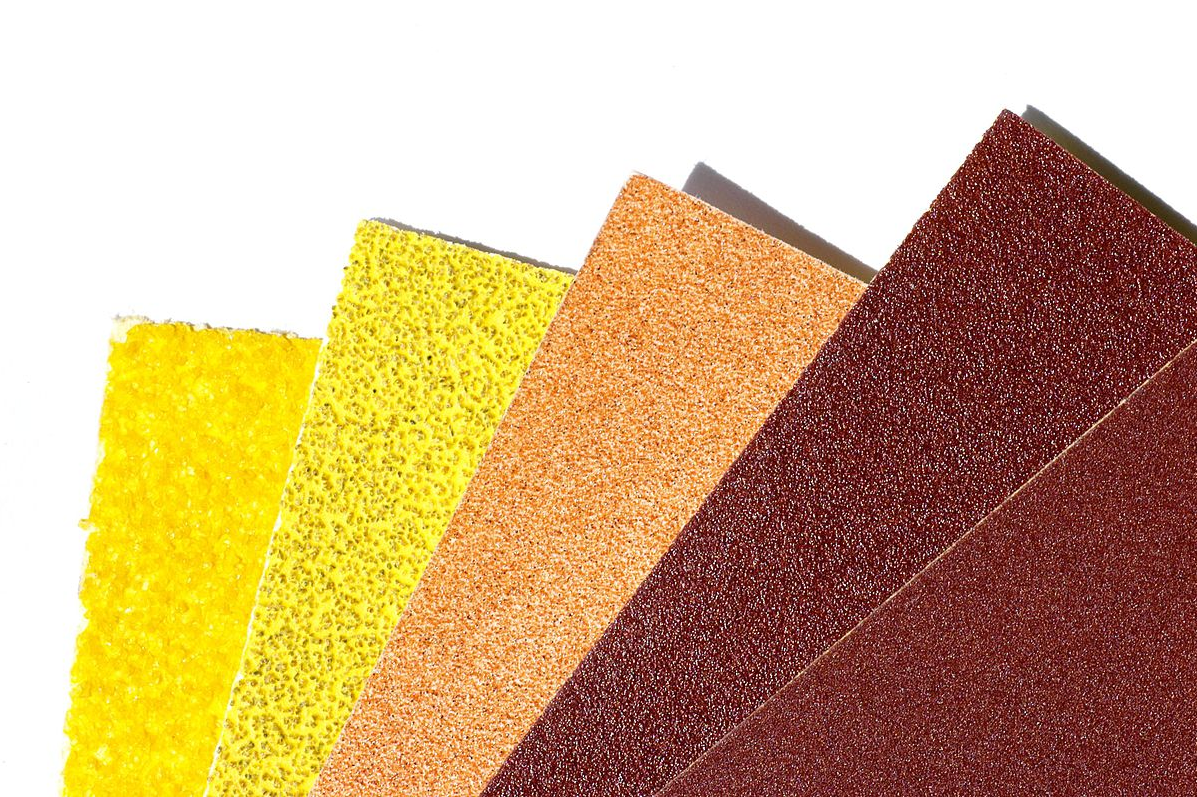  Do you know the difference between Dry sandpaper and waterproof sandpaper?